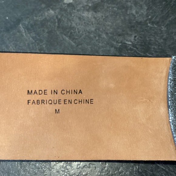 BCBG belt - Picture 3 of 3
